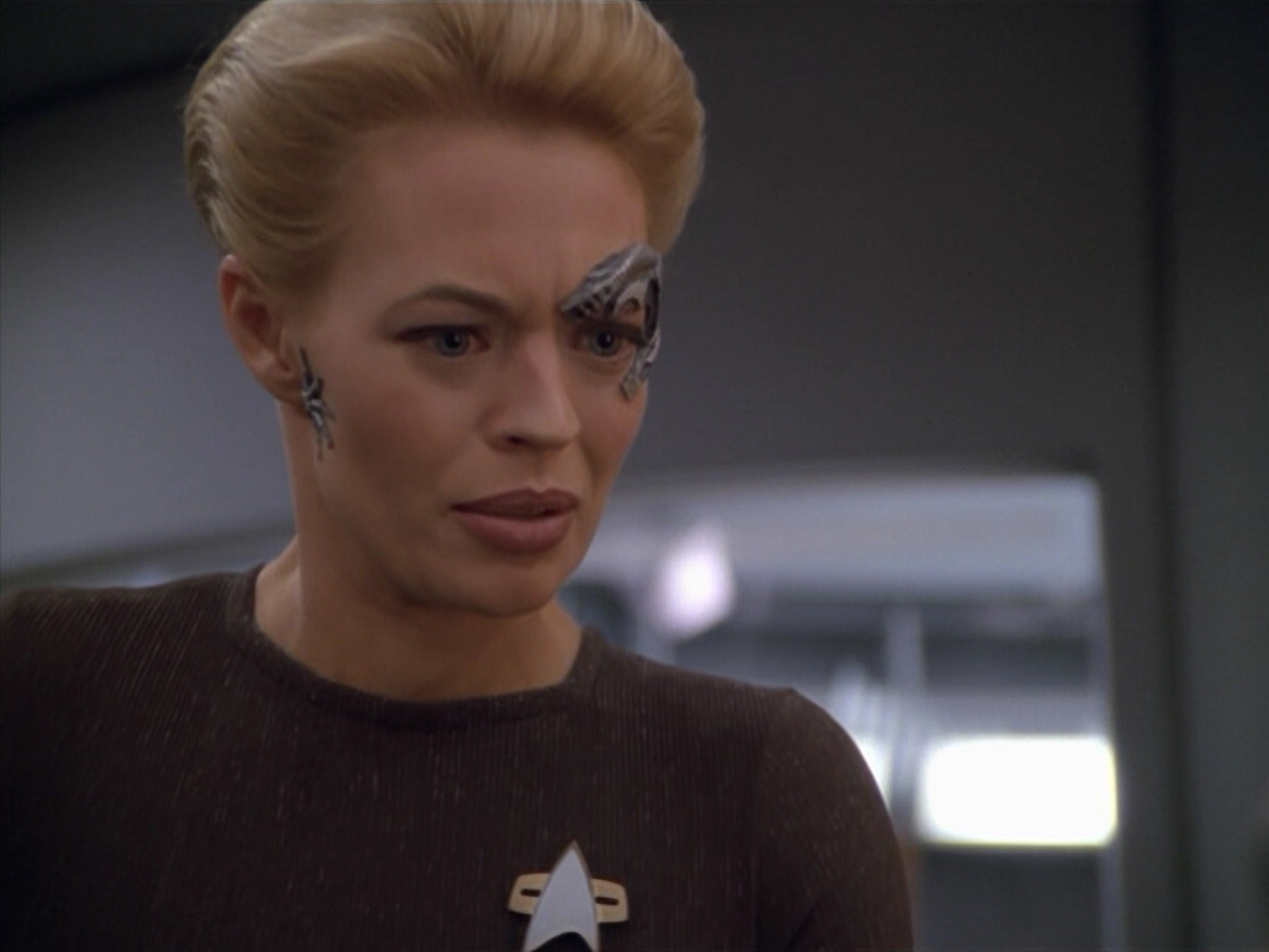 extant_StarTrek_VOY_5x02-Drone_03691.jpg