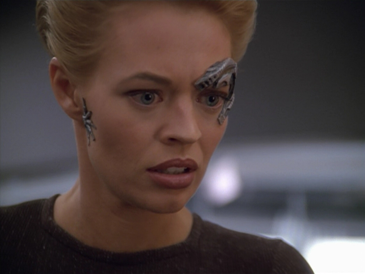 extant_StarTrek_VOY_5x02-Drone_03711.jpg