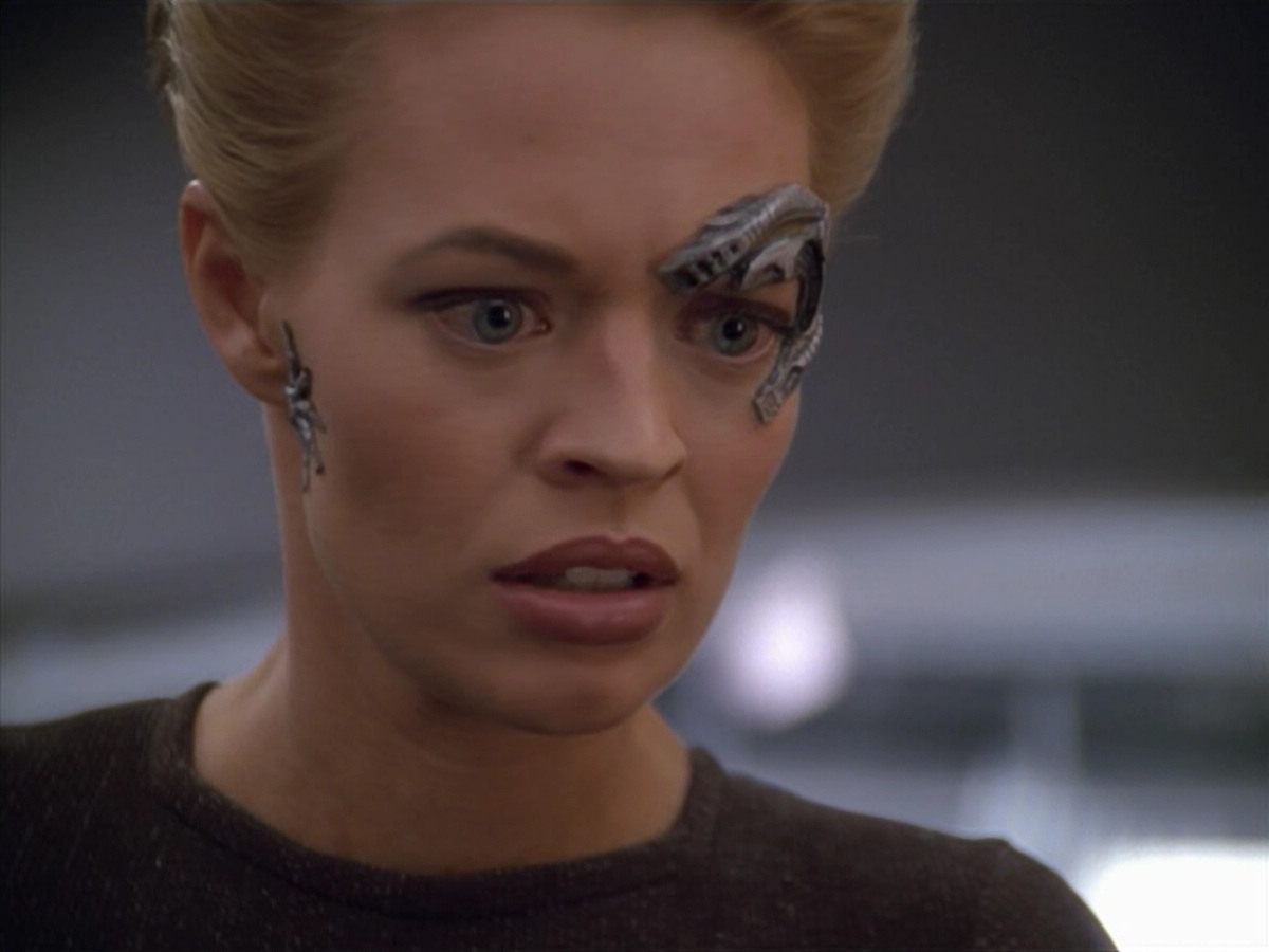 extant_StarTrek_VOY_5x02-Drone_03712.jpg