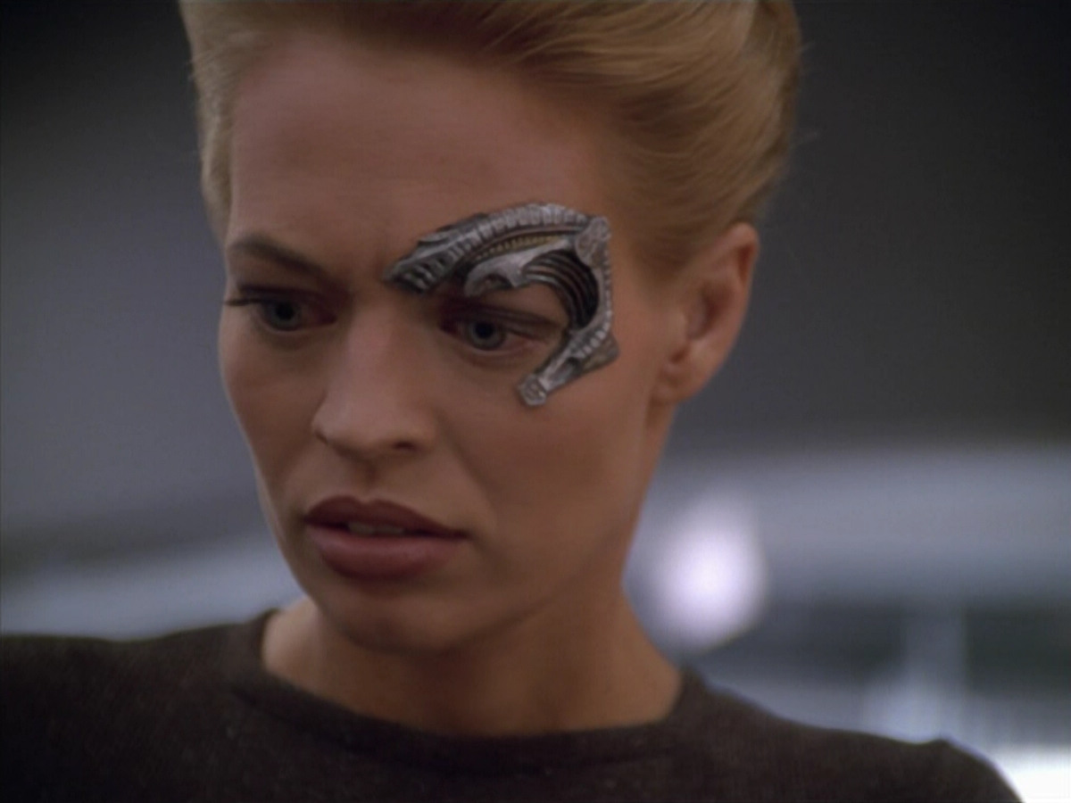 extant_StarTrek_VOY_5x02-Drone_03720.jpg