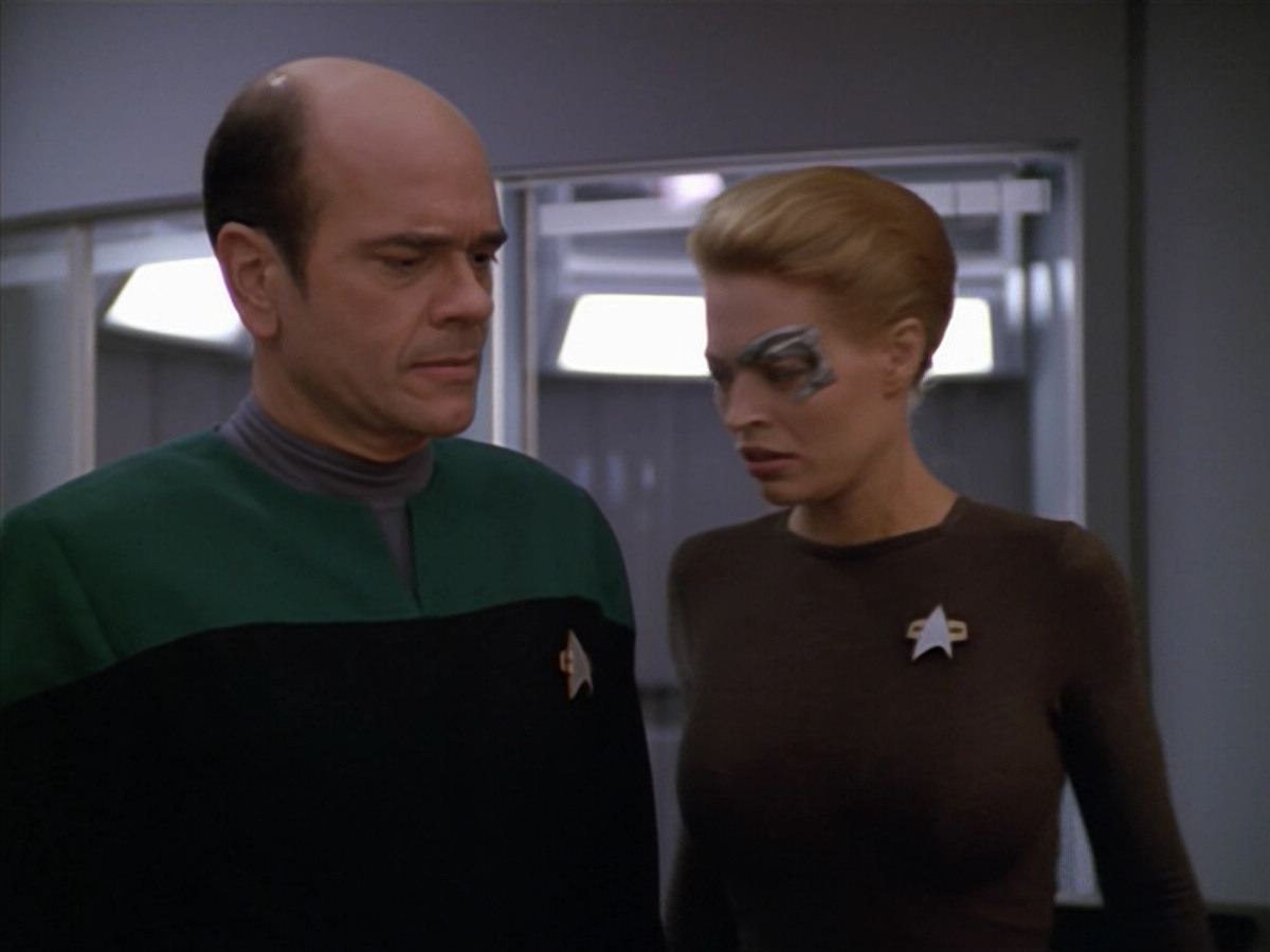 extant_StarTrek_VOY_5x02-Drone_03733.jpg