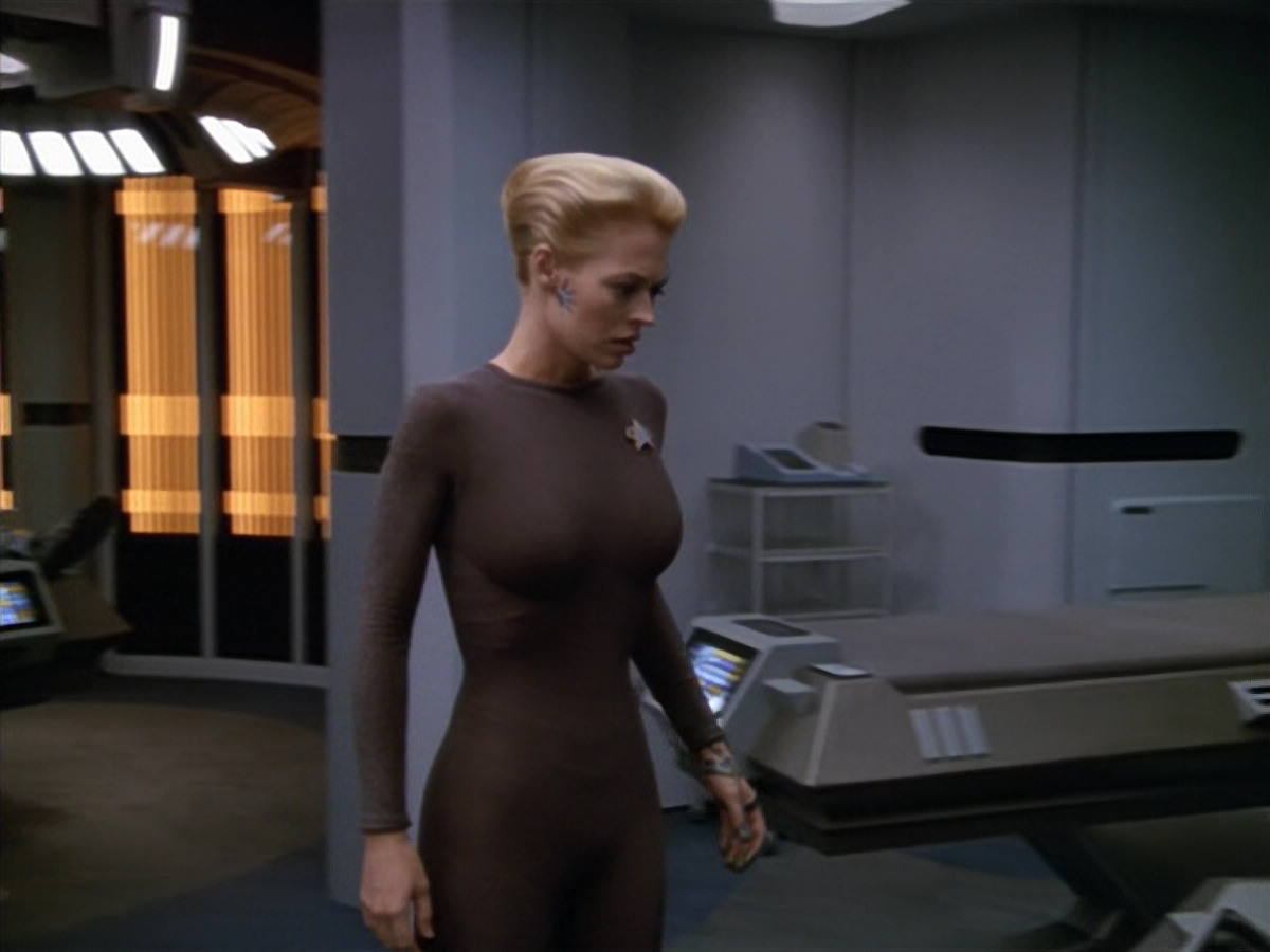 extant_StarTrek_VOY_5x02-Drone_03740.jpg