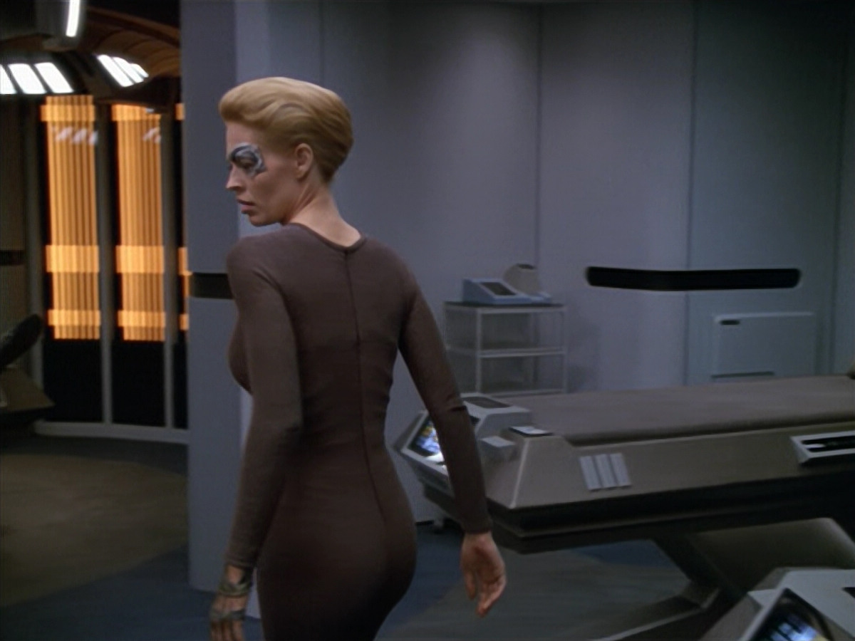 extant_StarTrek_VOY_5x02-Drone_03748.jpg