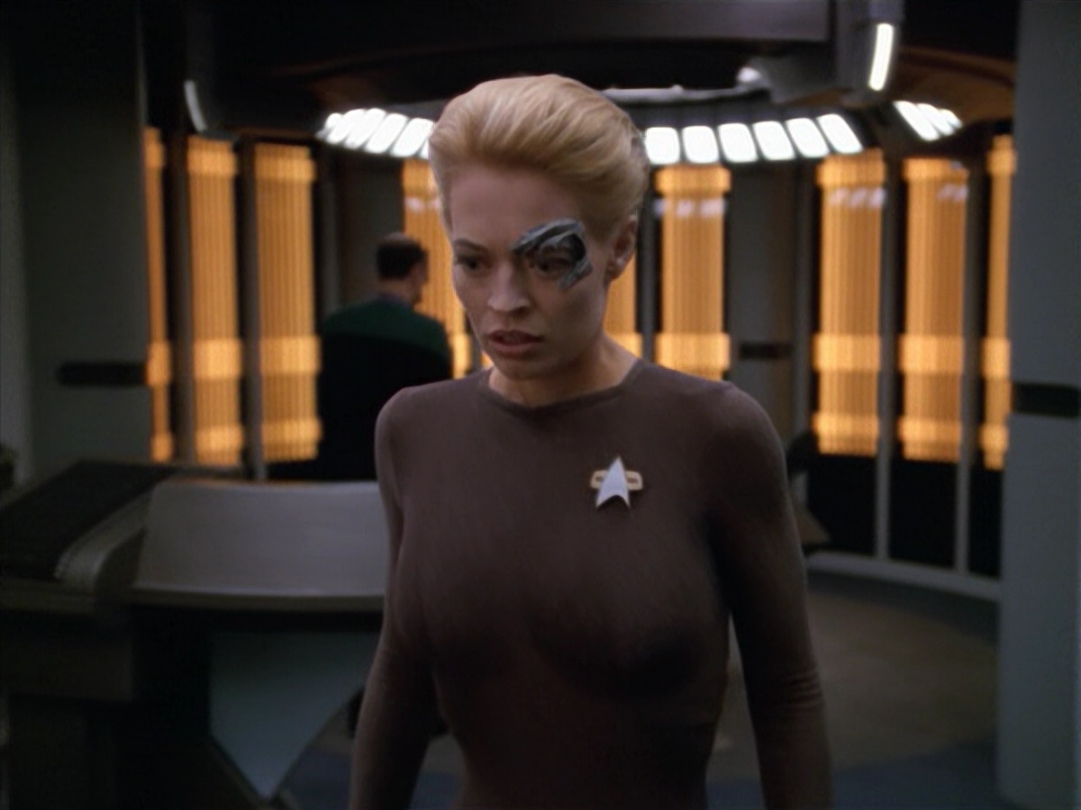 extant_StarTrek_VOY_5x02-Drone_03751.jpg