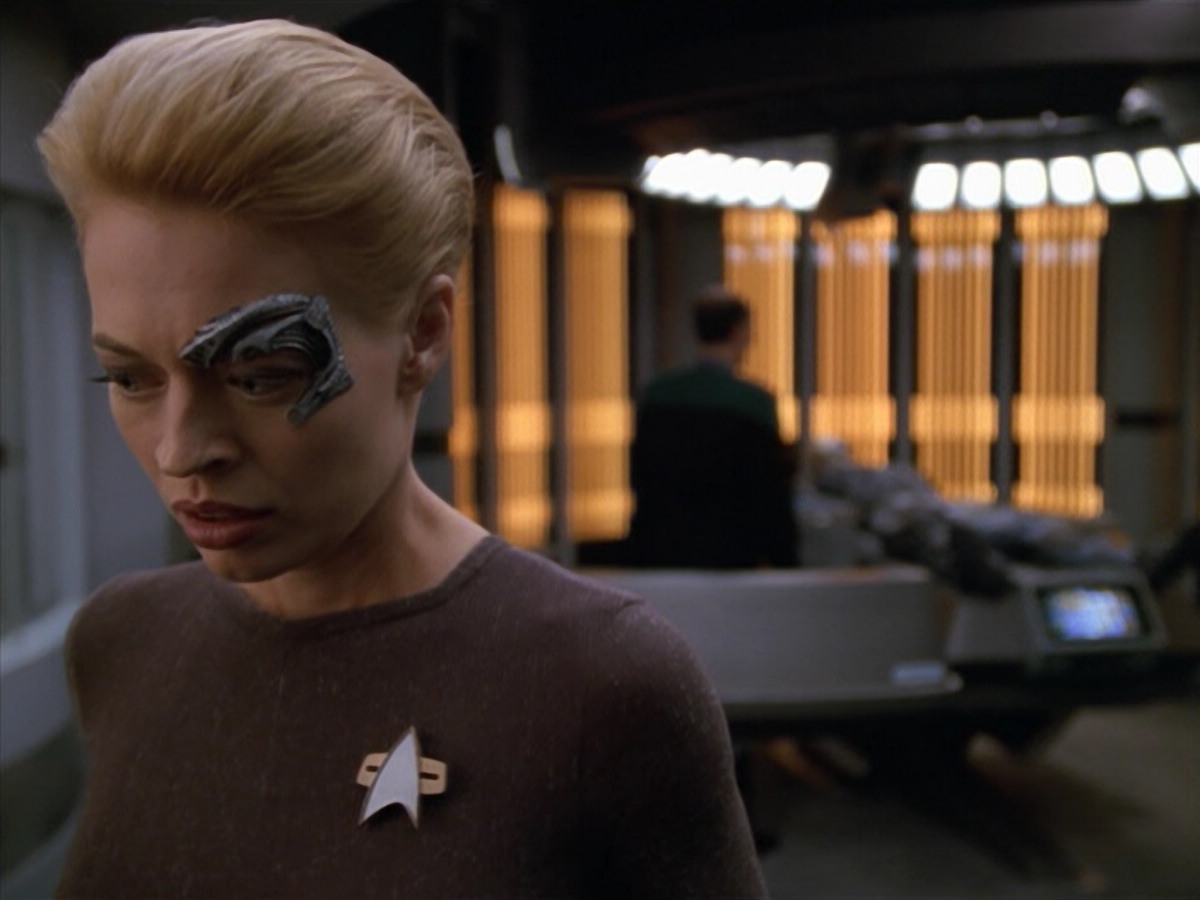 extant_StarTrek_VOY_5x02-Drone_03755.jpg