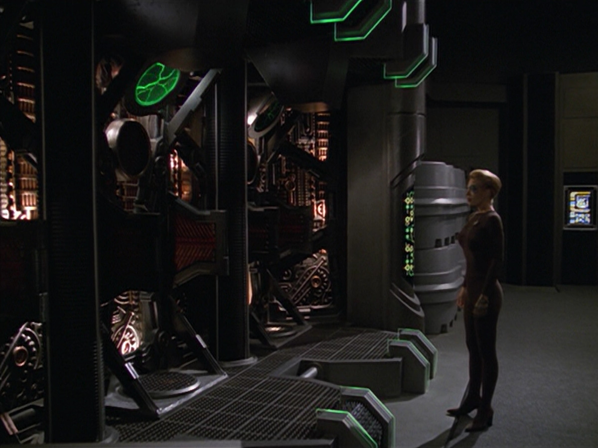extant_StarTrek_VOY_5x02-Drone_03770.jpg