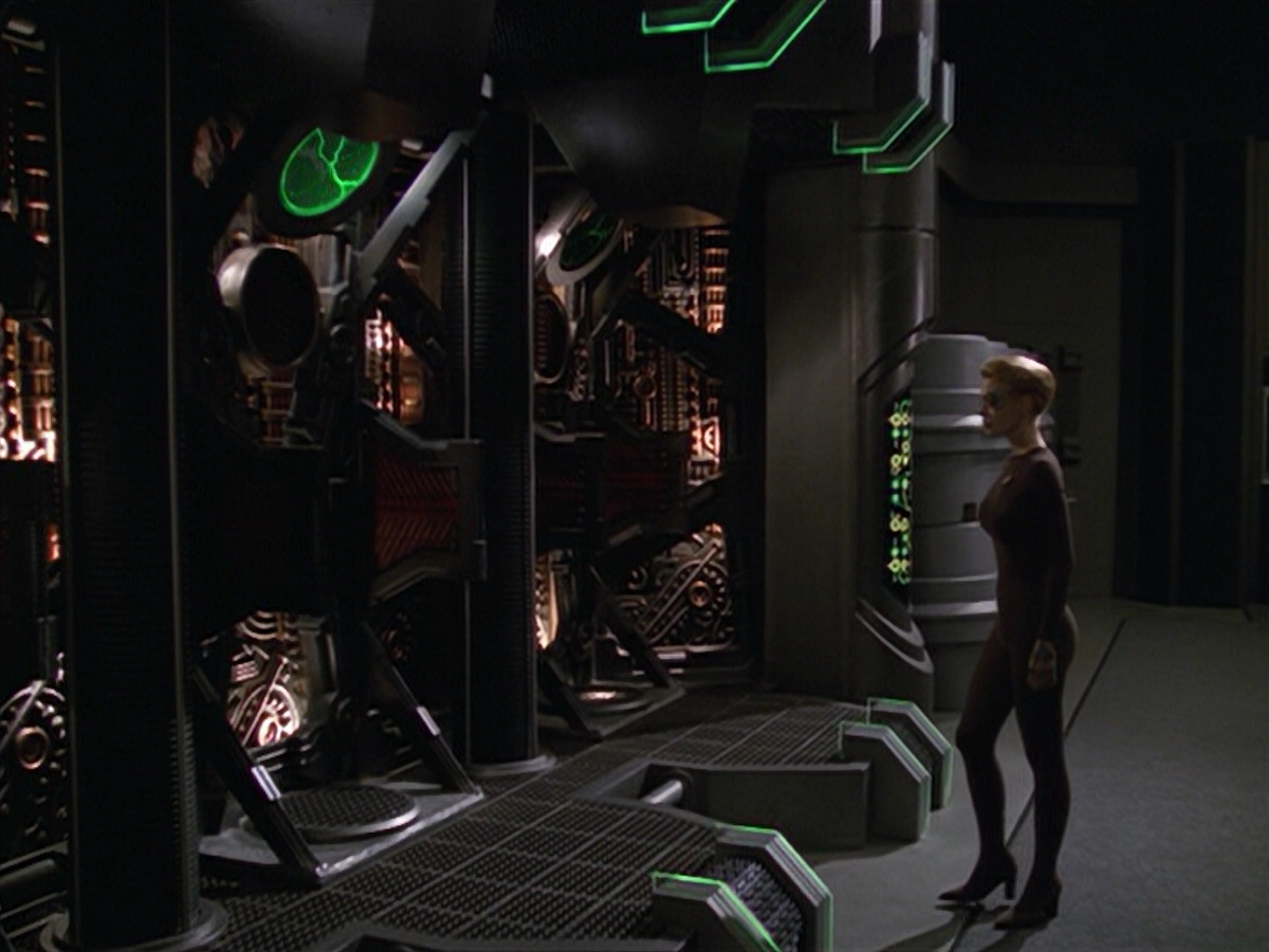 extant_StarTrek_VOY_5x02-Drone_03773.jpg
