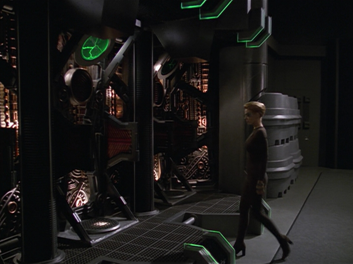 extant_StarTrek_VOY_5x02-Drone_03774.jpg