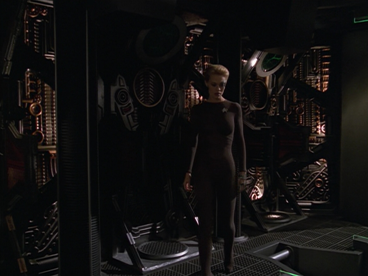 extant_StarTrek_VOY_5x02-Drone_03788.jpg