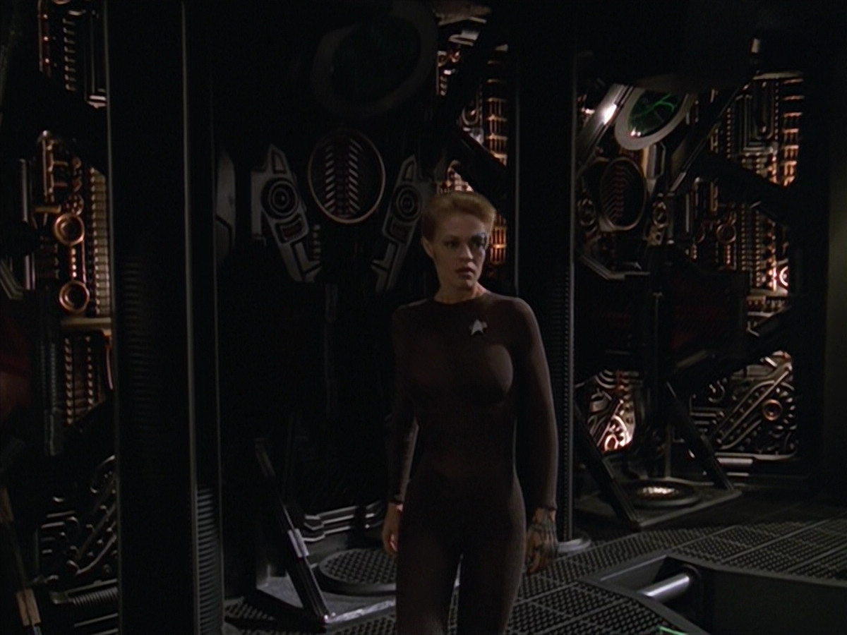 extant_StarTrek_VOY_5x02-Drone_03790.jpg