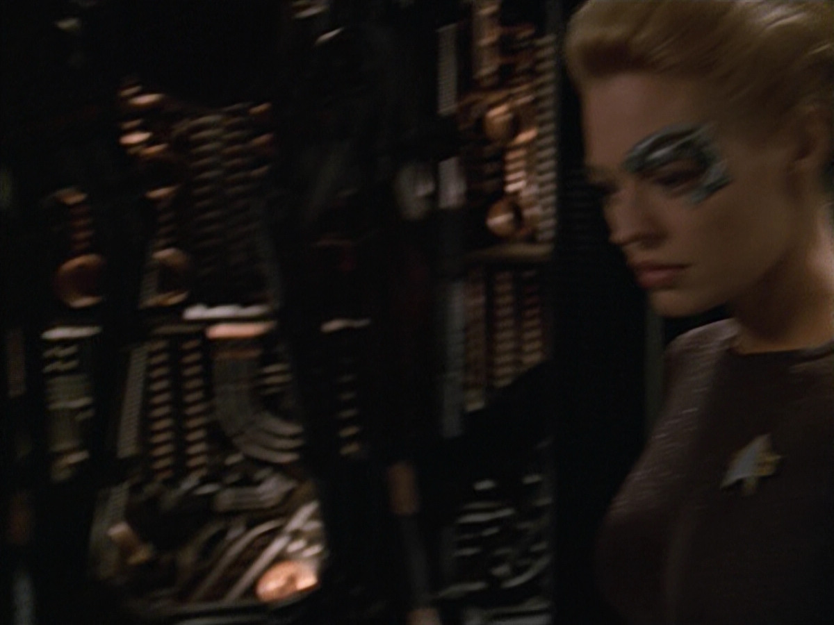 extant_StarTrek_VOY_5x02-Drone_03804.jpg