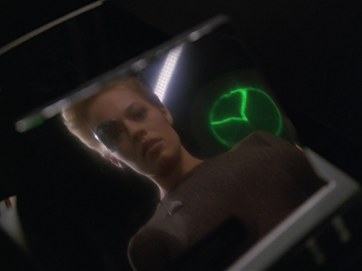 extant_StarTrek_VOY_5x02-Drone_03815.jpg