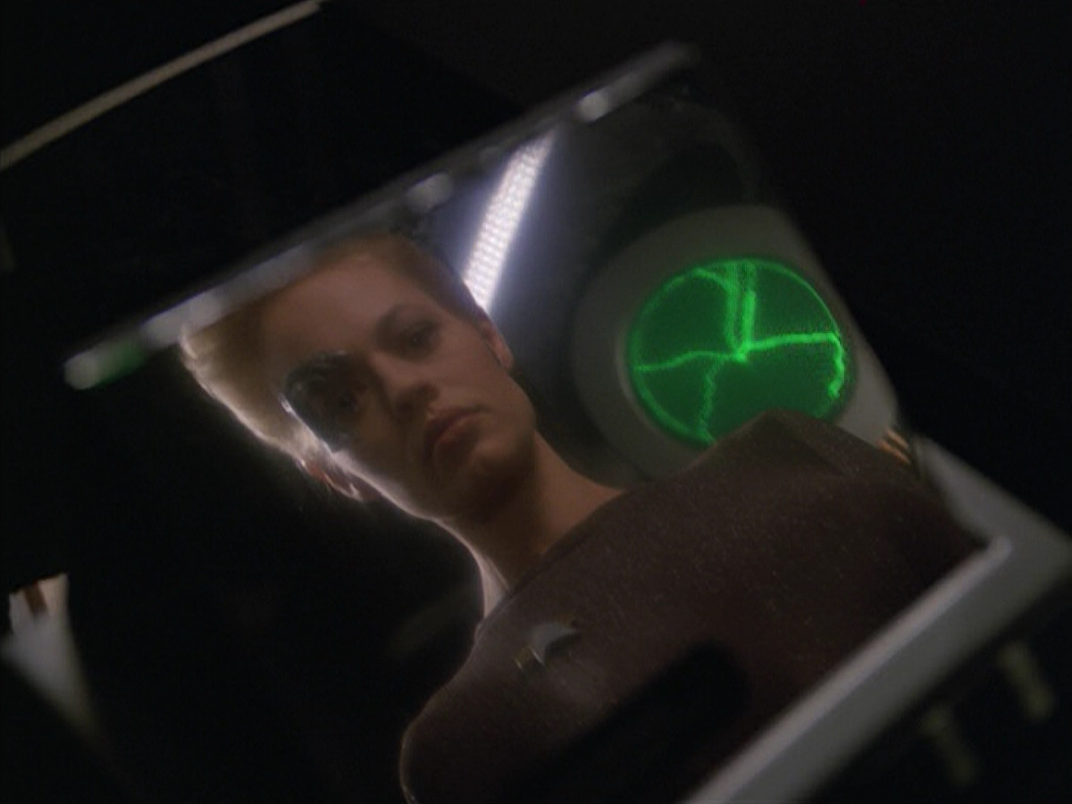 extant_StarTrek_VOY_5x02-Drone_03822.jpg