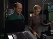 Filename=extant_StarTrek_VOY_5x02-Drone_00043.jpg
Filesize=156KiB
Dimensions=1200x900
Date added=Nov 12, 2019 extant_StarTrek_VOY_5x02-Drone_00043.jpg