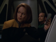 Filename=extant_StarTrek_VOY_5x02-Drone_00179.jpg
Filesize=139KiB
Dimensions=1200x900
Date added=Nov 12, 2019 extant_StarTrek_VOY_5x02-Drone_00179.jpg