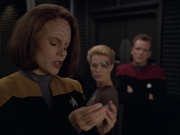Filename=extant_StarTrek_VOY_5x02-Drone_00341.jpg
Filesize=136KiB
Dimensions=1200x900
Date added=Nov 12, 2019 extant_StarTrek_VOY_5x02-Drone_00341.jpg