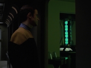 Filename=extant_StarTrek_VOY_5x02-Drone_00799.jpg
Filesize=125KiB
Dimensions=1200x900
Date added=Nov 12, 2019 extant_StarTrek_VOY_5x02-Drone_00799.jpg
