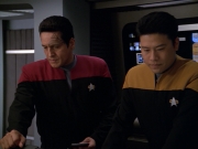 Filename=extant_StarTrek_VOY_5x02-Drone_00872.jpg
Filesize=149KiB
Dimensions=1200x900
Date added=Nov 12, 2019 extant_StarTrek_VOY_5x02-Drone_00872.jpg