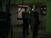 extant_StarTrek_VOY_5x02-Drone_01030.jpg