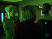extant_StarTrek_VOY_5x02-Drone_01151.jpg