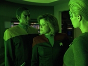 Filename=extant_StarTrek_VOY_5x02-Drone_01211.jpg
Filesize=176KiB
Dimensions=1200x900
Date added=Nov 12, 2019 extant_StarTrek_VOY_5x02-Drone_01211.jpg