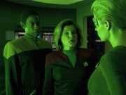 Filename=extant_StarTrek_VOY_5x02-Drone_01223.jpg
Filesize=184KiB
Dimensions=1200x900
Date added=Nov 12, 2019 extant_StarTrek_VOY_5x02-Drone_01223.jpg