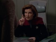 extant_StarTrek_VOY_5x02-Drone_01407.jpg