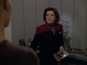 Filename=extant_StarTrek_VOY_5x02-Drone_01429.jpg
Filesize=113KiB
Dimensions=1200x900
Date added=Nov 12, 2019 extant_StarTrek_VOY_5x02-Drone_01429.jpg