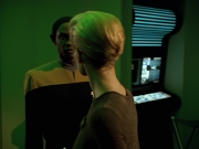 extant_StarTrek_VOY_5x02-Drone_01629.jpg