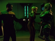 Filename=extant_StarTrek_VOY_5x02-Drone_01705.jpg
Filesize=188KiB
Dimensions=1200x900
Date added=Nov 12, 2019 extant_StarTrek_VOY_5x02-Drone_01705.jpg