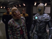 Filename=extant_StarTrek_VOY_5x02-Drone_02115.jpg
Filesize=194KiB
Dimensions=1200x900
Date added=Nov 12, 2019 extant_StarTrek_VOY_5x02-Drone_02115.jpg