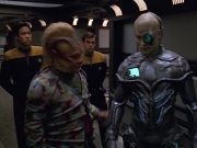 extant_StarTrek_VOY_5x02-Drone_02120.jpg
