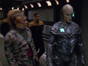 Filename=extant_StarTrek_VOY_5x02-Drone_02125.jpg
Filesize=189KiB
Dimensions=1200x900
Date added=Nov 12, 2019 extant_StarTrek_VOY_5x02-Drone_02125.jpg