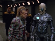 Filename=extant_StarTrek_VOY_5x02-Drone_02126.jpg
Filesize=198KiB
Dimensions=1200x900
Date added=Nov 12, 2019 extant_StarTrek_VOY_5x02-Drone_02126.jpg