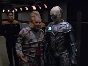 Filename=extant_StarTrek_VOY_5x02-Drone_02128.jpg
Filesize=182KiB
Dimensions=1200x900
Date added=Nov 12, 2019 extant_StarTrek_VOY_5x02-Drone_02128.jpg