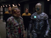 Filename=extant_StarTrek_VOY_5x02-Drone_02131.jpg
Filesize=194KiB
Dimensions=1200x900
Date added=Nov 12, 2019 extant_StarTrek_VOY_5x02-Drone_02131.jpg
