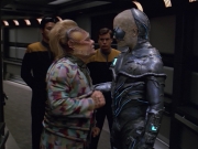 Filename=extant_StarTrek_VOY_5x02-Drone_02137.jpg
Filesize=186KiB
Dimensions=1200x900
Date added=Nov 12, 2019 extant_StarTrek_VOY_5x02-Drone_02137.jpg
