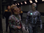 extant_StarTrek_VOY_5x02-Drone_02178.jpg