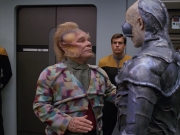 extant_StarTrek_VOY_5x02-Drone_02205.jpg