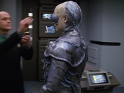extant_StarTrek_VOY_5x02-Drone_02213.jpg