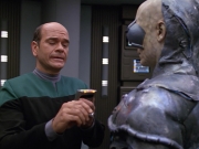 extant_StarTrek_VOY_5x02-Drone_02227.jpg