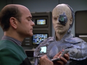 extant_StarTrek_VOY_5x02-Drone_02235.jpg