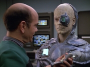 Filename=extant_StarTrek_VOY_5x02-Drone_02241.jpg
Filesize=200KiB
Dimensions=1200x900
Date added=Nov 12, 2019 extant_StarTrek_VOY_5x02-Drone_02241.jpg