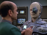 Filename=extant_StarTrek_VOY_5x02-Drone_02257.jpg
Filesize=192KiB
Dimensions=1200x900
Date added=Nov 12, 2019 extant_StarTrek_VOY_5x02-Drone_02257.jpg