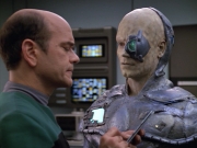Filename=extant_StarTrek_VOY_5x02-Drone_02273.jpg
Filesize=199KiB
Dimensions=1200x900
Date added=Nov 12, 2019 extant_StarTrek_VOY_5x02-Drone_02273.jpg