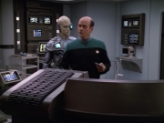 Filename=extant_StarTrek_VOY_5x02-Drone_02283.jpg
Filesize=175KiB
Dimensions=1200x900
Date added=Nov 12, 2019 extant_StarTrek_VOY_5x02-Drone_02283.jpg