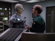 Filename=extant_StarTrek_VOY_5x02-Drone_02290.jpg
Filesize=184KiB
Dimensions=1200x900
Date added=Nov 12, 2019 extant_StarTrek_VOY_5x02-Drone_02290.jpg