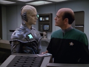 Filename=extant_StarTrek_VOY_5x02-Drone_02302.jpg
Filesize=180KiB
Dimensions=1200x900
Date added=Nov 12, 2019 extant_StarTrek_VOY_5x02-Drone_02302.jpg