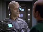 extant_StarTrek_VOY_5x02-Drone_02336.jpg