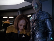 Filename=extant_StarTrek_VOY_5x02-Drone_02425.jpg
Filesize=182KiB
Dimensions=1200x900
Date added=Nov 12, 2019 extant_StarTrek_VOY_5x02-Drone_02425.jpg